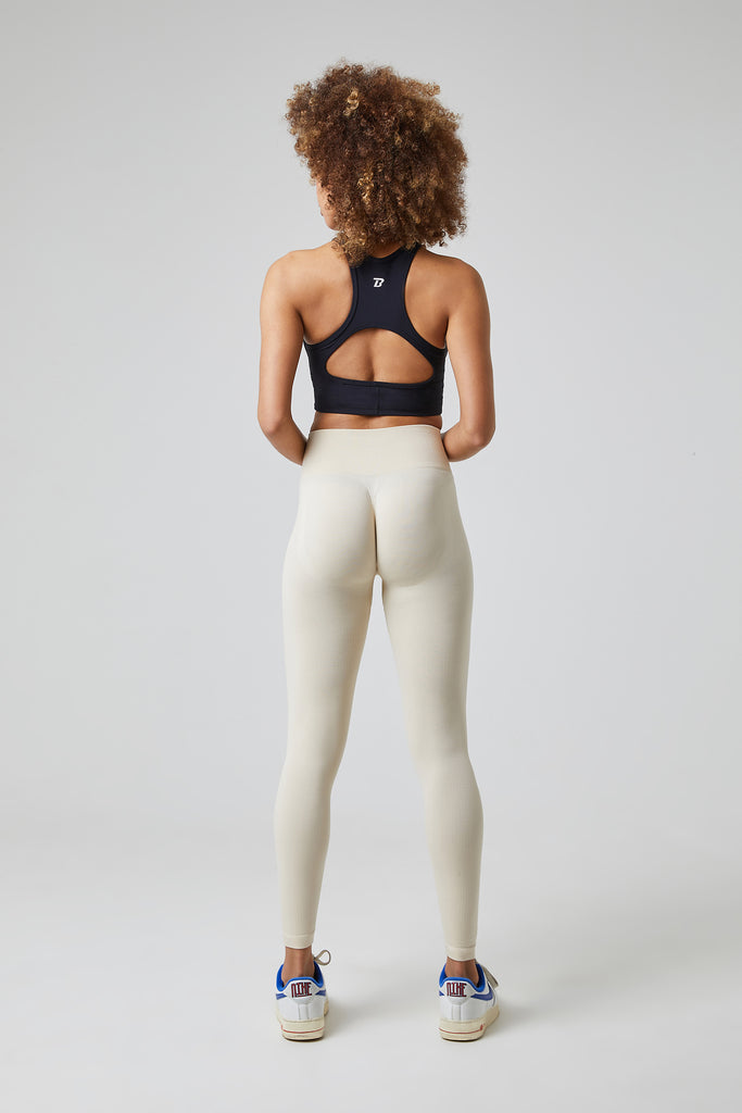 BATALA SEAMLESS LEGGINGS IN IVORY